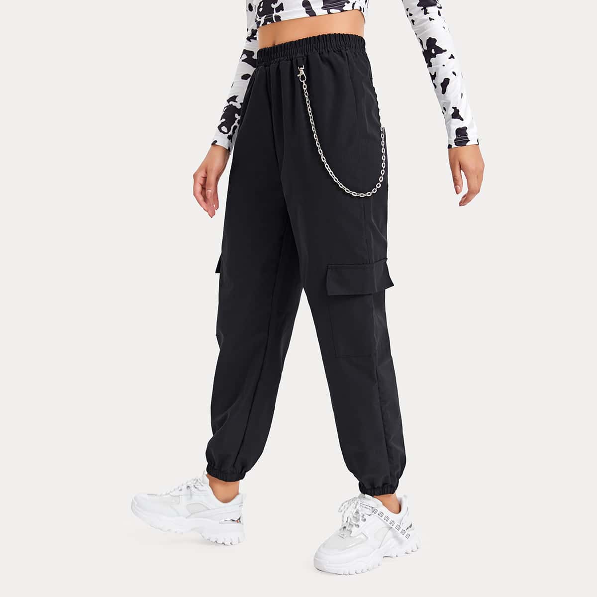 

Chain Details Cargo Pants, Black