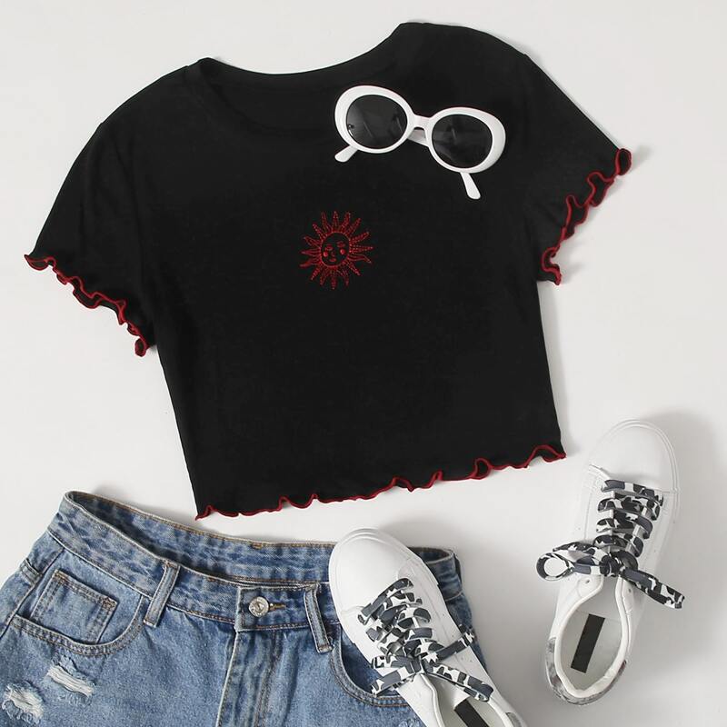 

Sun Embroidery Lettuce Trim Crop Tee, Black