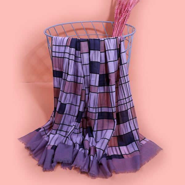 

Geo Raw Hem Scarf, Multicolor