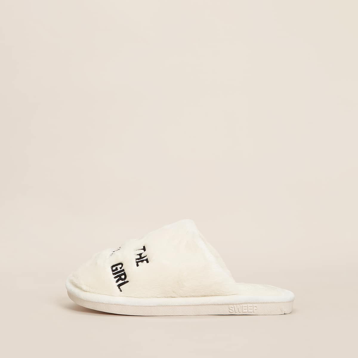 

Figure & Slogan Graphic Fluffy Slippers, White