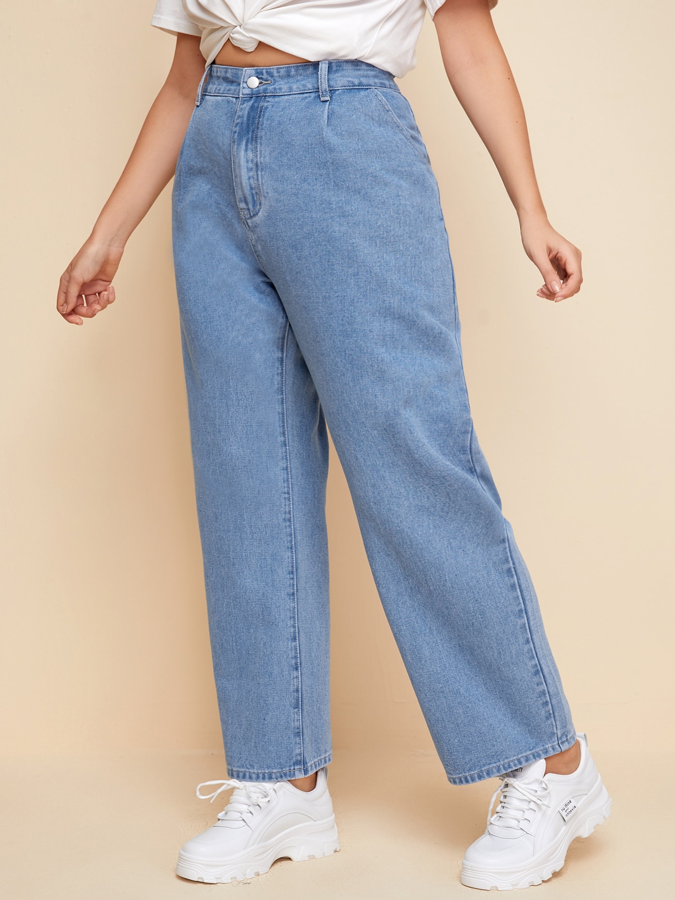 Plus High Waist Zip Fly Straight Jeans thumbnail