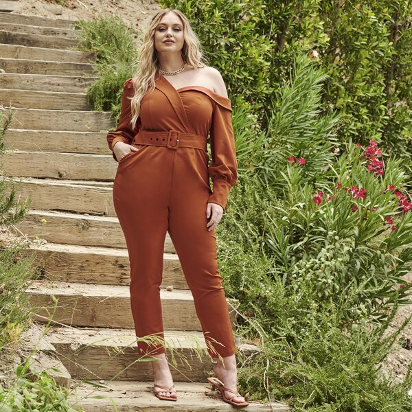 

Plus Asymmetrical Neck Buckle Belted Jumpsuit, Rust brown