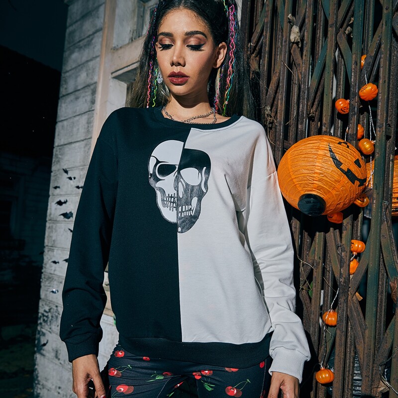 

Halloween Skull Graphic Colorblock Sweatshirt, Black and white