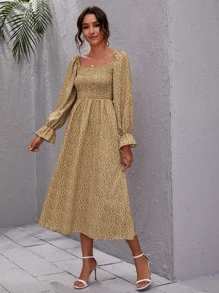 SHEIN Privé Dress Ruffle Plants Anggun - Unta - View 4