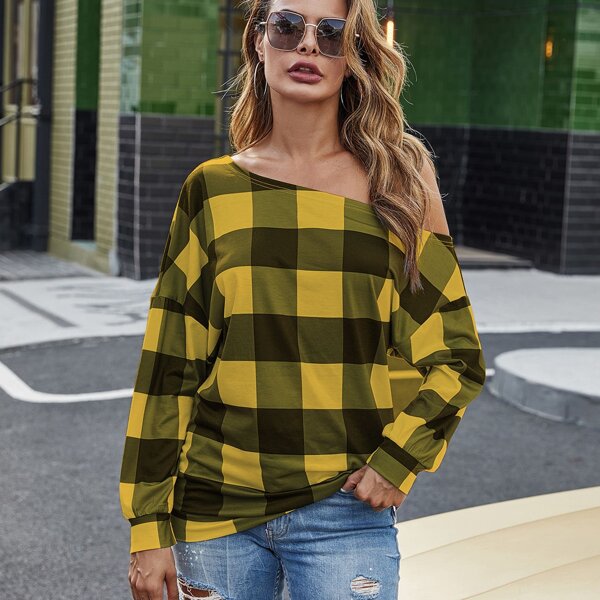 

Gingham Asymmetrical Neck Sweatshirt, Multicolor
