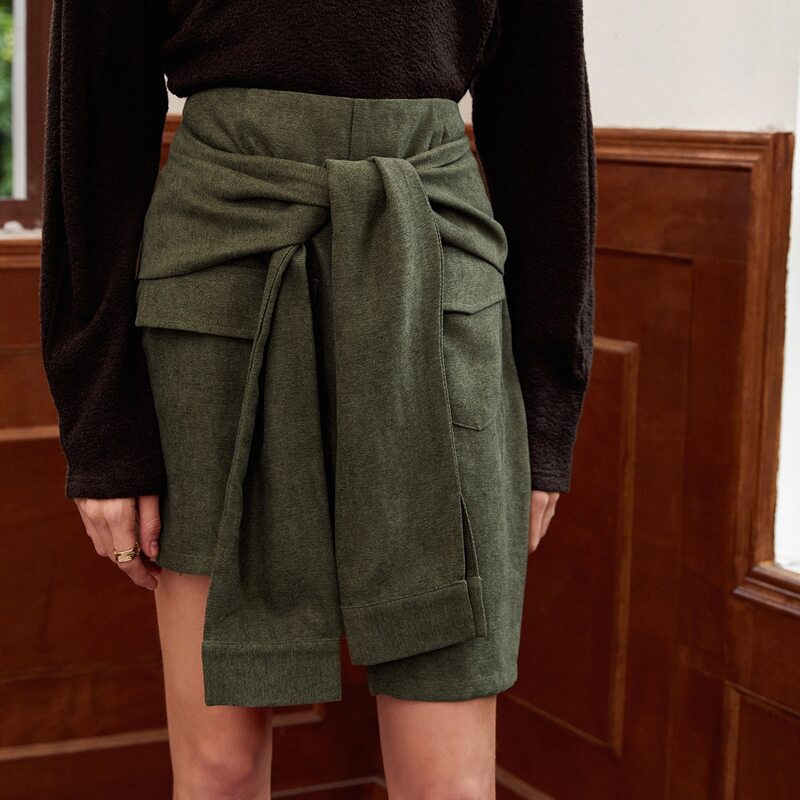 

Knot Front Asymmetrical Hem Skirt, Army green