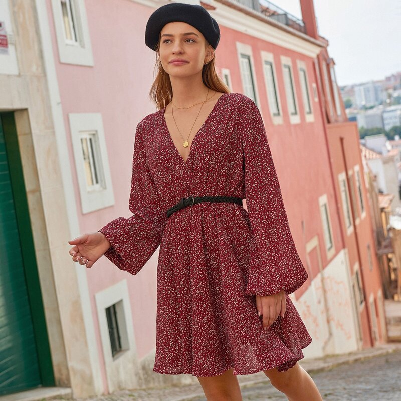

Lantern Sleeve Ditsy Floral Dress Without Belt, Multicolor