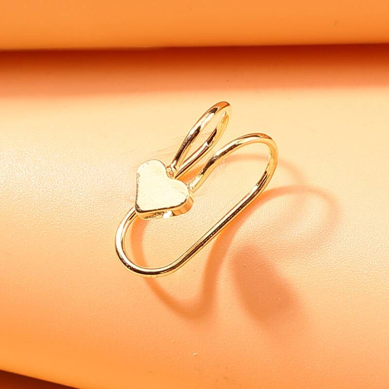 

1pc Heart Ear Cuff, Gold