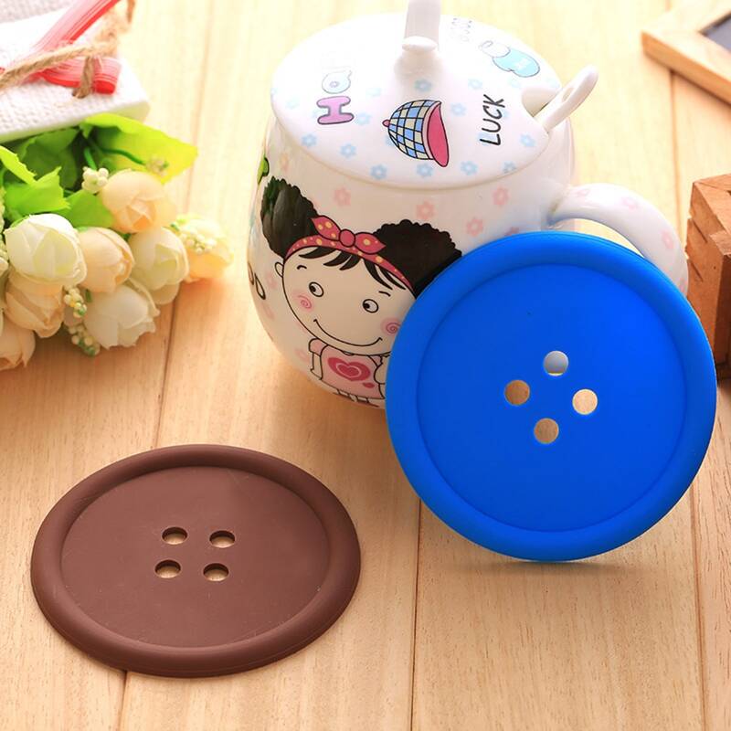 

1pc Random Button Shaped Insulation Coaster, Multicolor