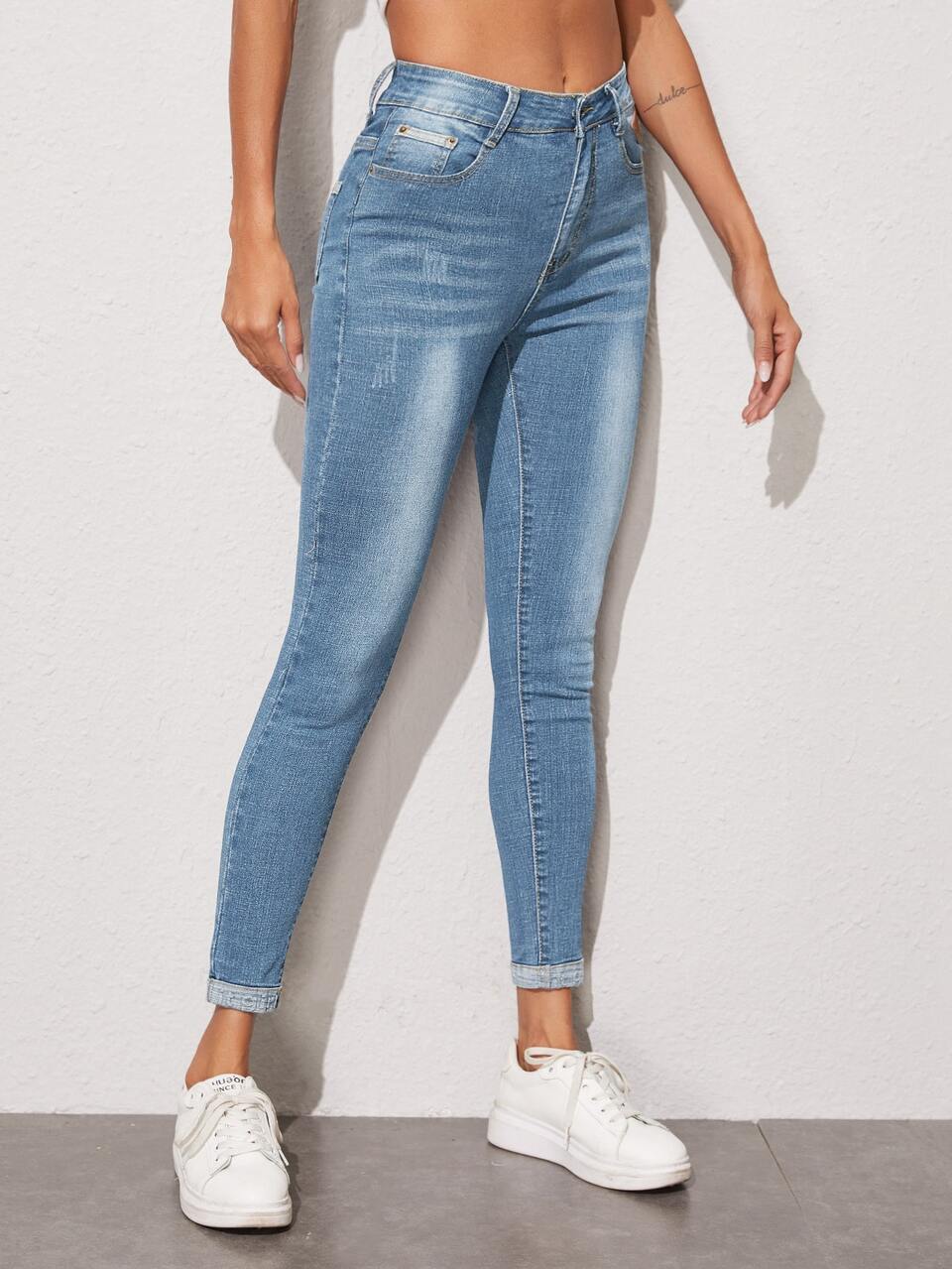 Slant Pocket Zip Fly Skinny Jeans