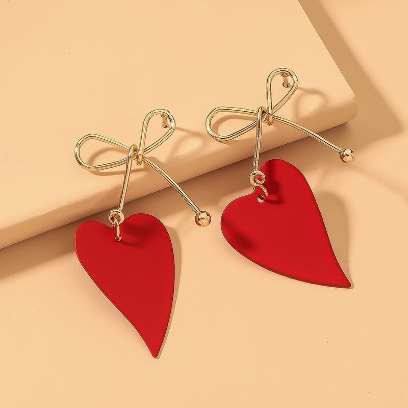 

Heart Charm Bow Decor Drop Earrings, Red