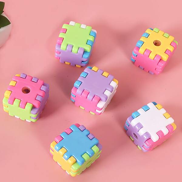

5pcs Rubiks Cube Design Random Sharpener, Multicolor