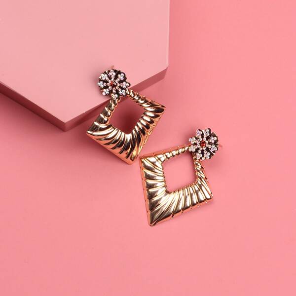 

Rhinestone Decor Rhombus Drop Earrings, Gold