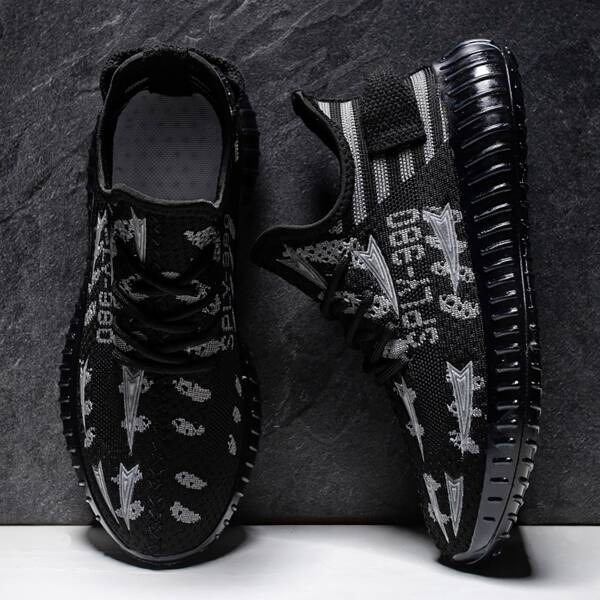 

Men Letter Graphic Wide Fit Sneakers, Black