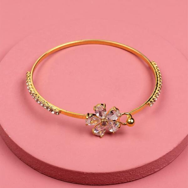 

Rhinestone Decor Bangle, Gold
