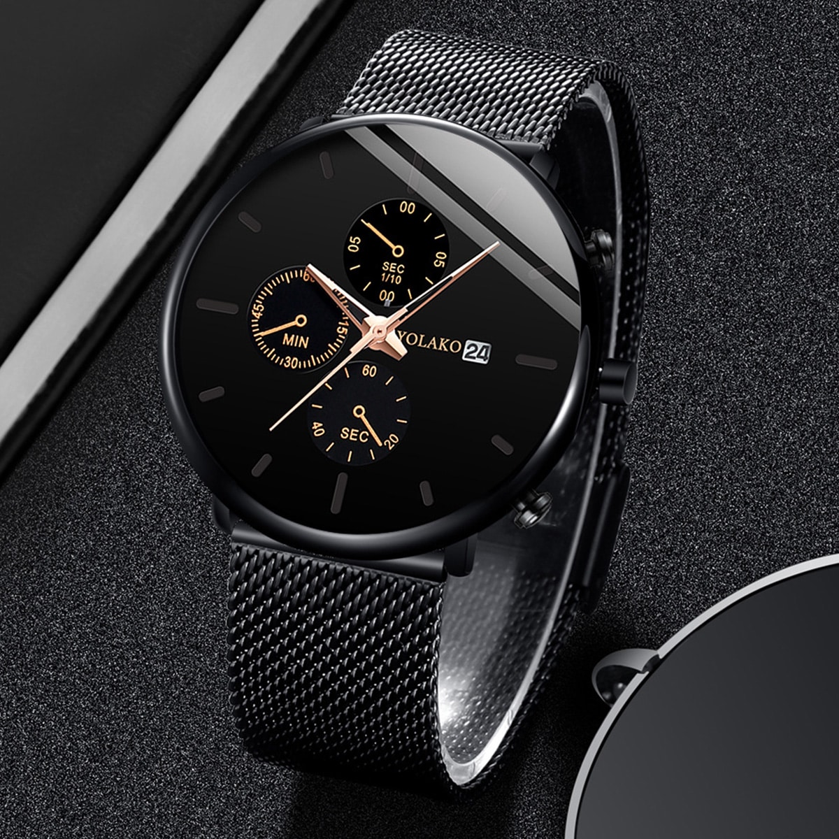 Image of 1pc Men 3 Dial Calendar Quartz Watch