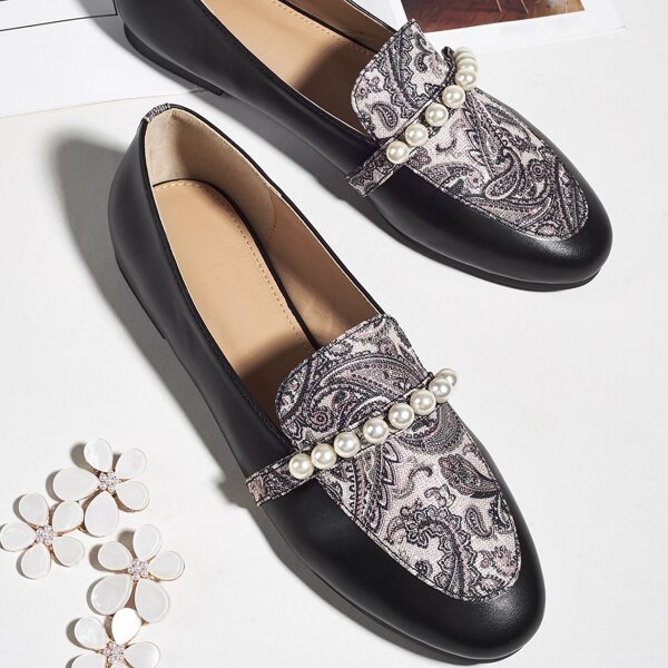 

Faux Pearl Decor Paisley Pattern Loafers, Black and white