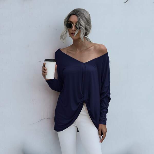 

Batwing Sleeve Twist Front Oversized Tee, Navy blue