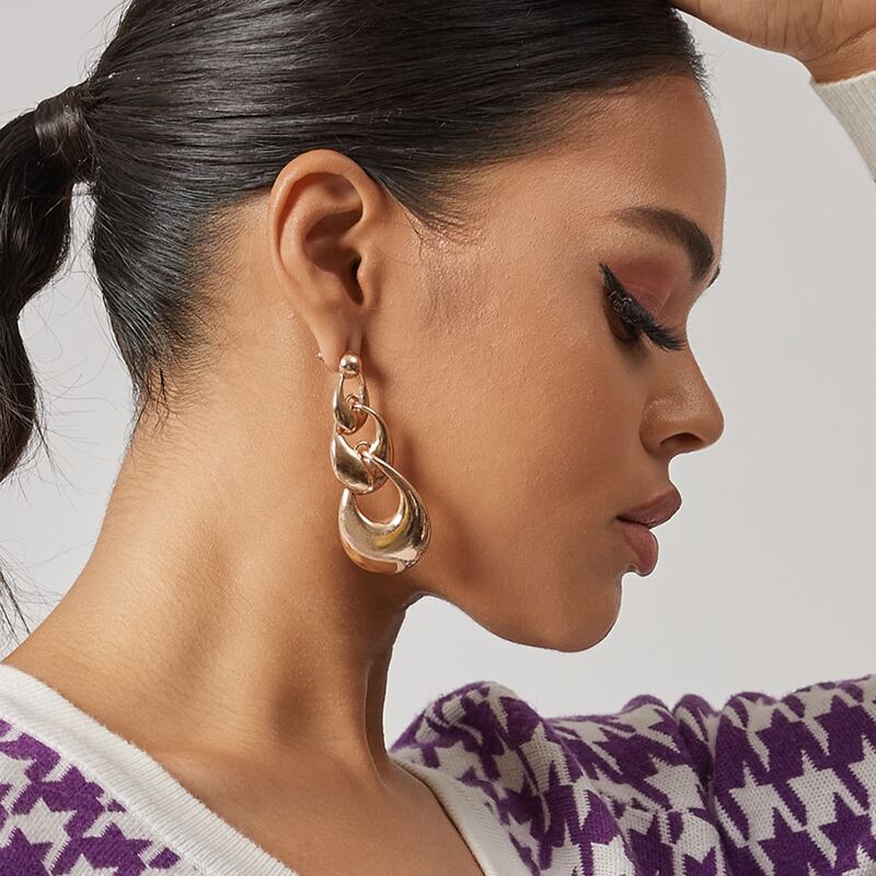 

Metal Chain Drop Earrings, Gold