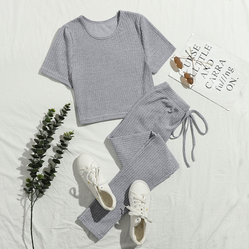 

Solid Tee With Knot Pants Lounge Set, Grey