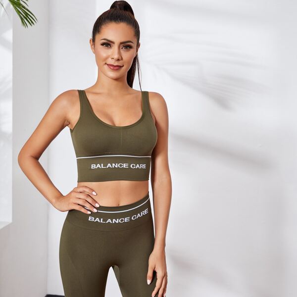 

Letter Graphic Scoop Neck Sports Bra, Army green