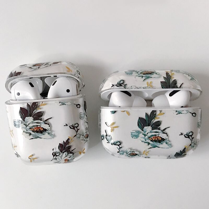 

Floral Clear AirPods Case, Multicolor
