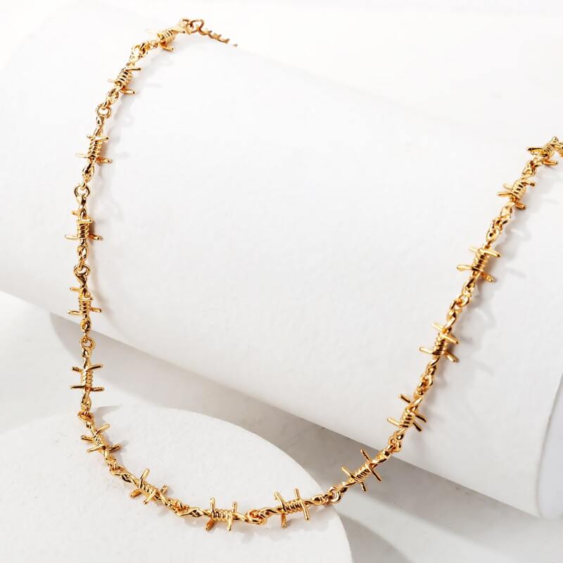 

Structured Metal Necklace, Gold