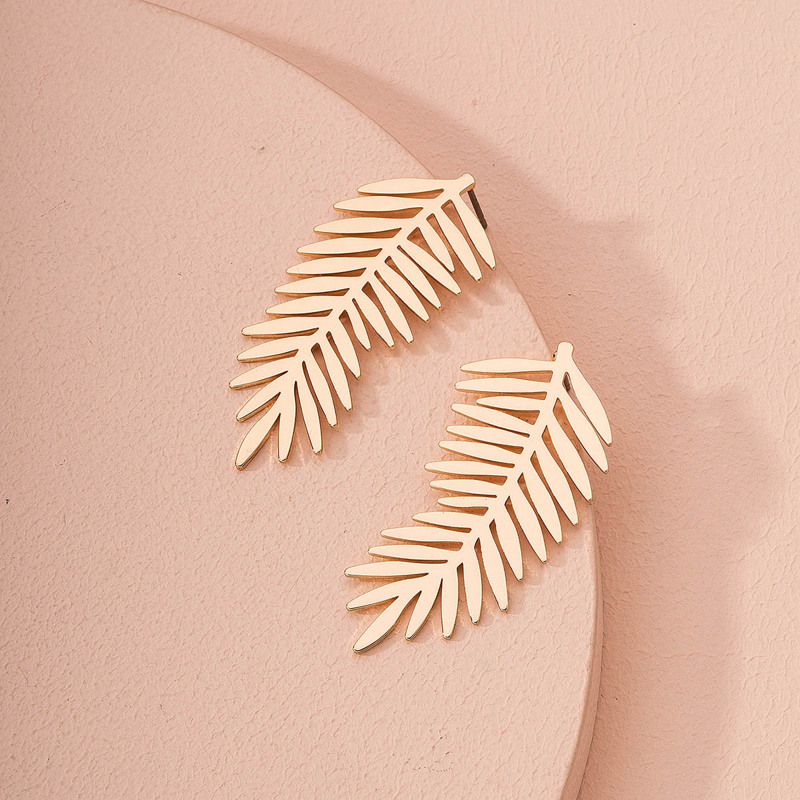 

Leaf Design Stud Earrings, Gold
