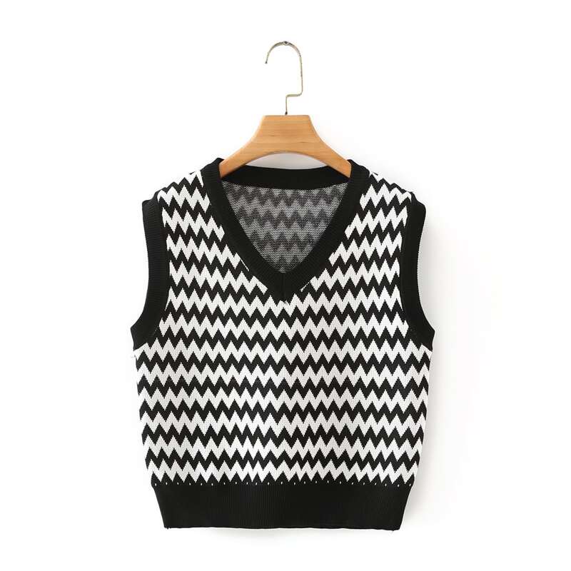 

Chevron Pattern Sweater Vest, Black and white