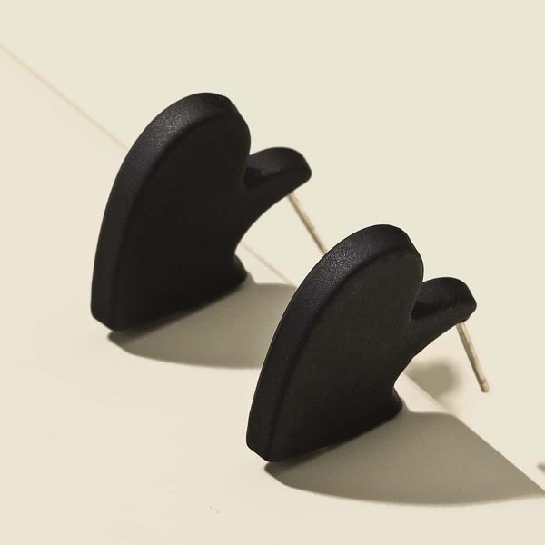 

Heart Design Earrings, Black