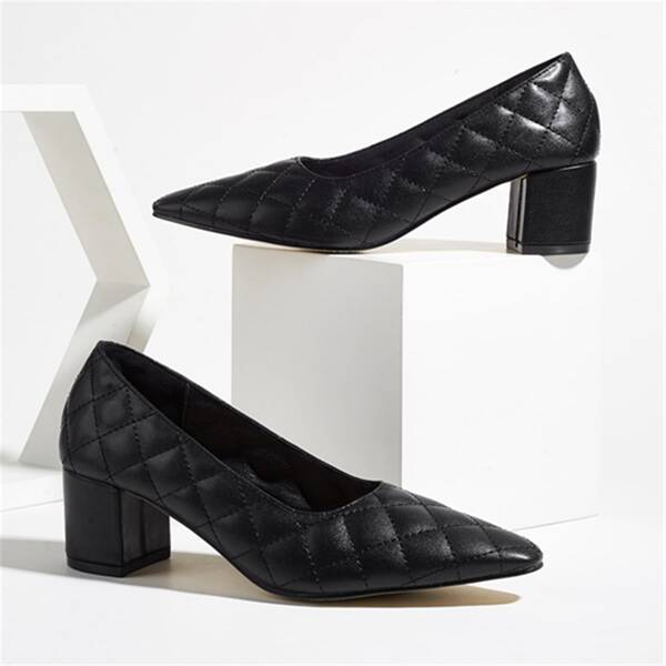 

Quilted Mid Heel Pumps, Black