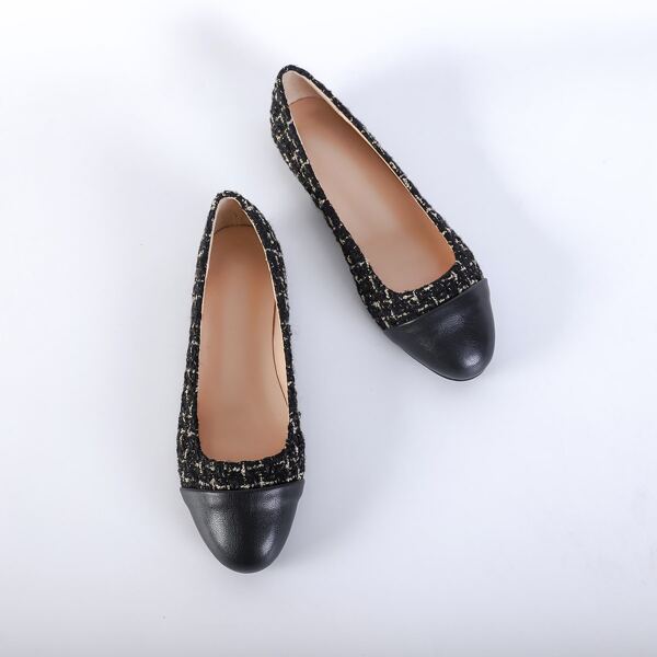 

Round Toe Tweed Flats, Black