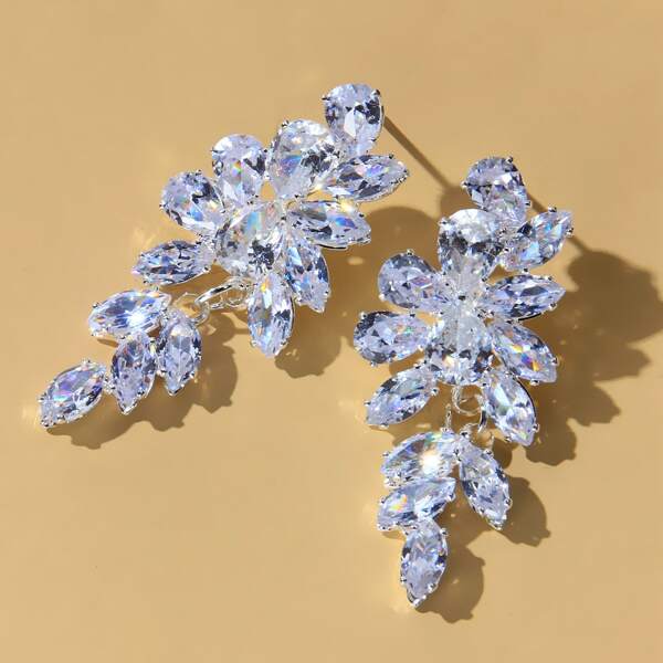 

Rhinestone Decor Drop Earring, Silver