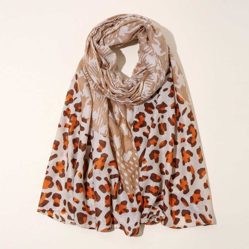 

Leopard Pattern Scarf, Multicolor