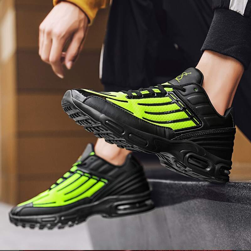 

Guys Two Tone Lace-up Front Sneakers, Green