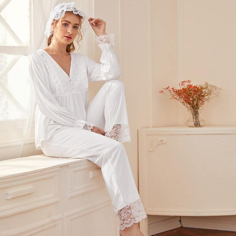 

Contrast Lace Ruffle Trim Pajama Set, White