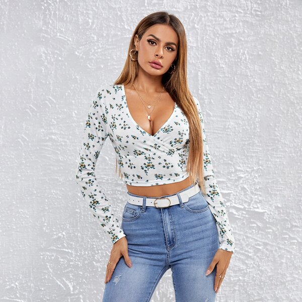 

Ditsy Floral Print Surplice Neck Crop Tee, White