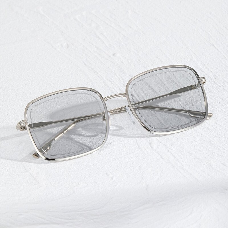 

Guys Square Metal Frame Sunglasses, Light grey