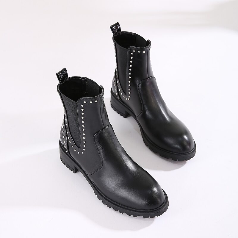 

Studded Decor Chelsea Boots, Black