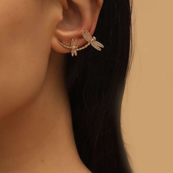 

Dragonfly Design Ear Cuff, Gold