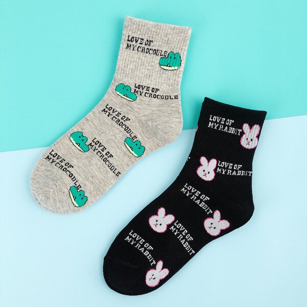 

2pairs Cartoon Graphic Socks, Multicolor
