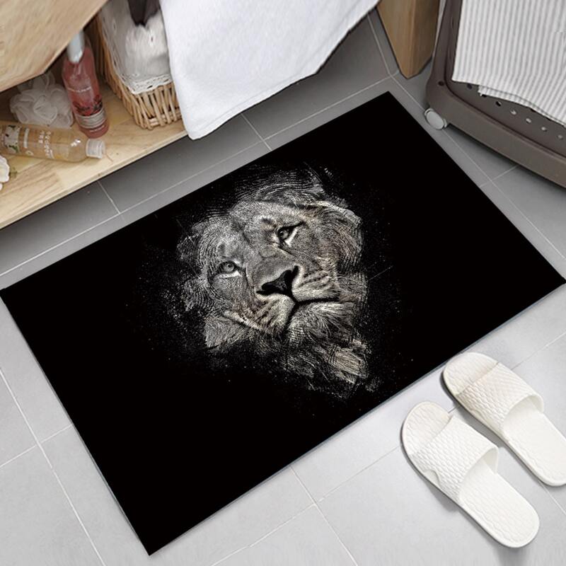 

Lion Print Floor Mat, Black