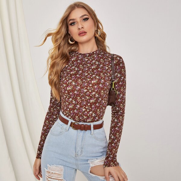 

Mock-neck Ditsy Floral Slim Tee, Multicolor