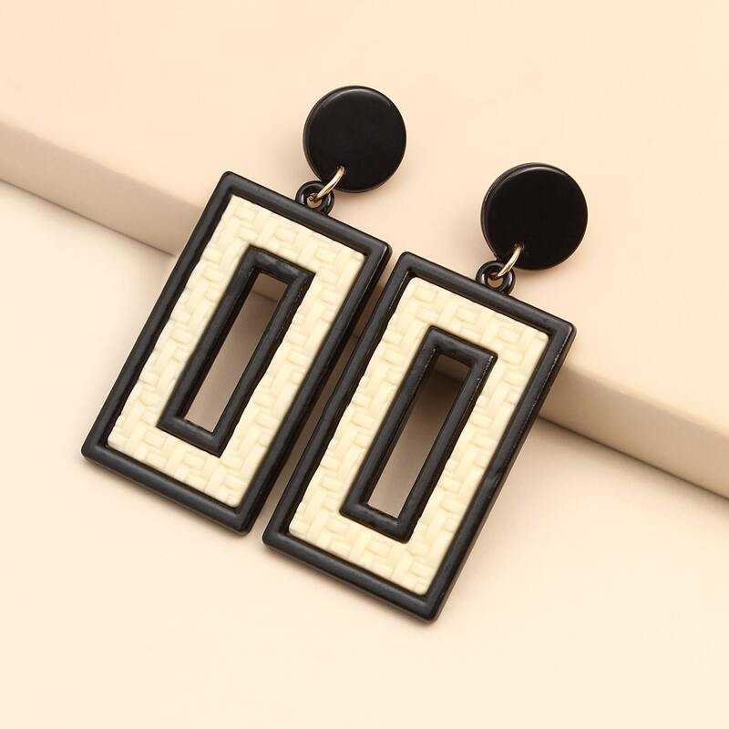 

Hollow Out Geometric Drop Earrings, Beige