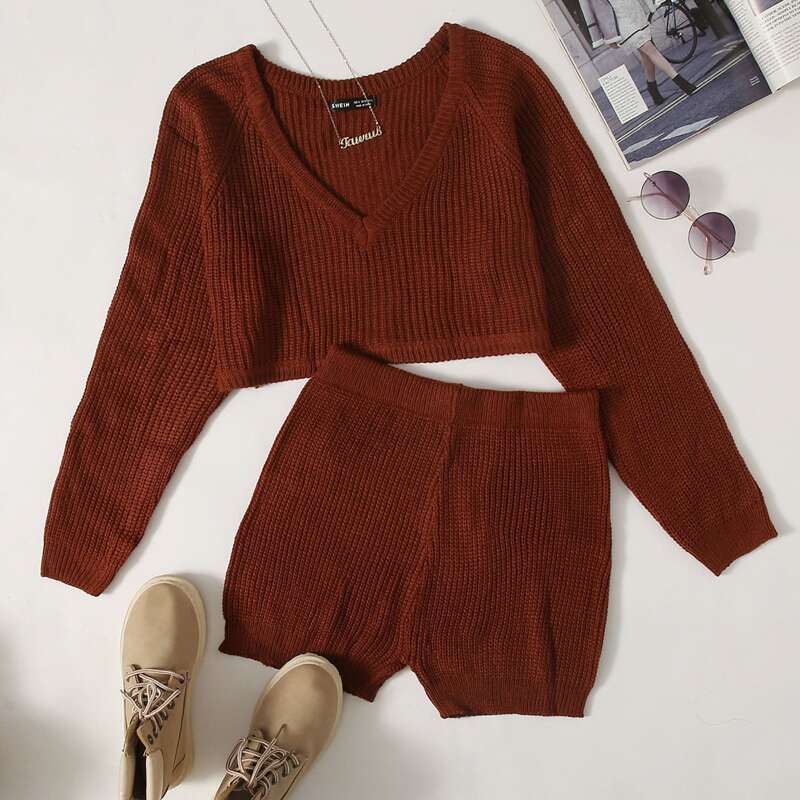 

Raglan Sleeve Crop Sweater & Shorts Set, Rust brown