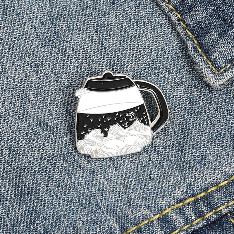 

Teapot Design Brooch, Multicolor