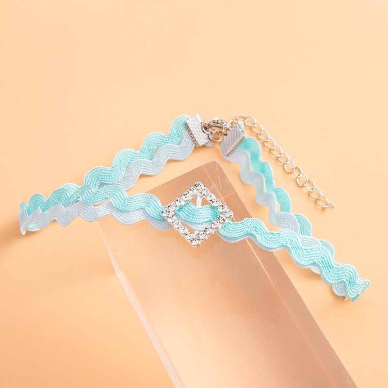 

Rhinestone Decor Choker, Green