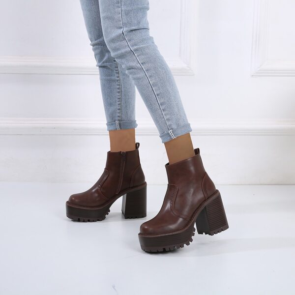 

Minimalist Chunky Heeled Boots, Chocolate brown