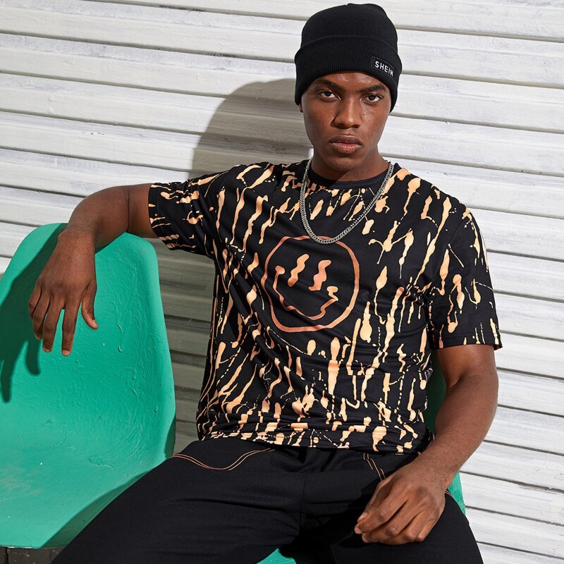 

Men Brush Splash Print Tee, Multicolor