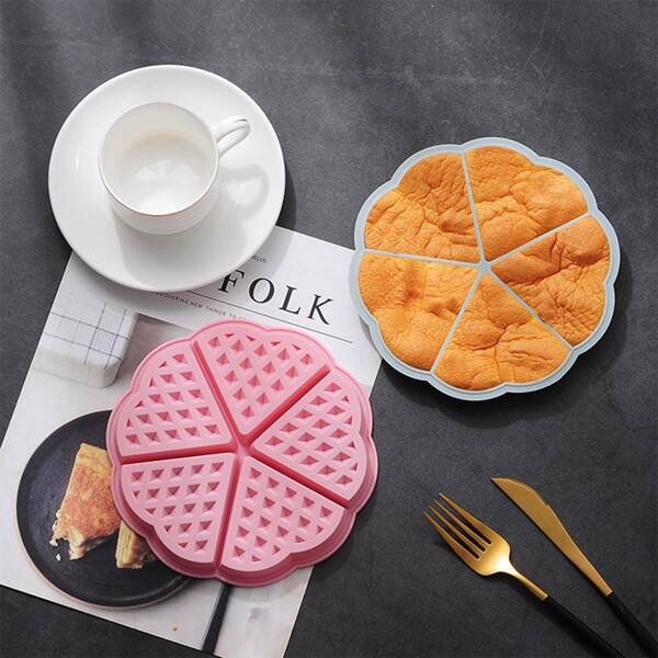 

1pc Random Silicone Waffle Mold, Multicolor